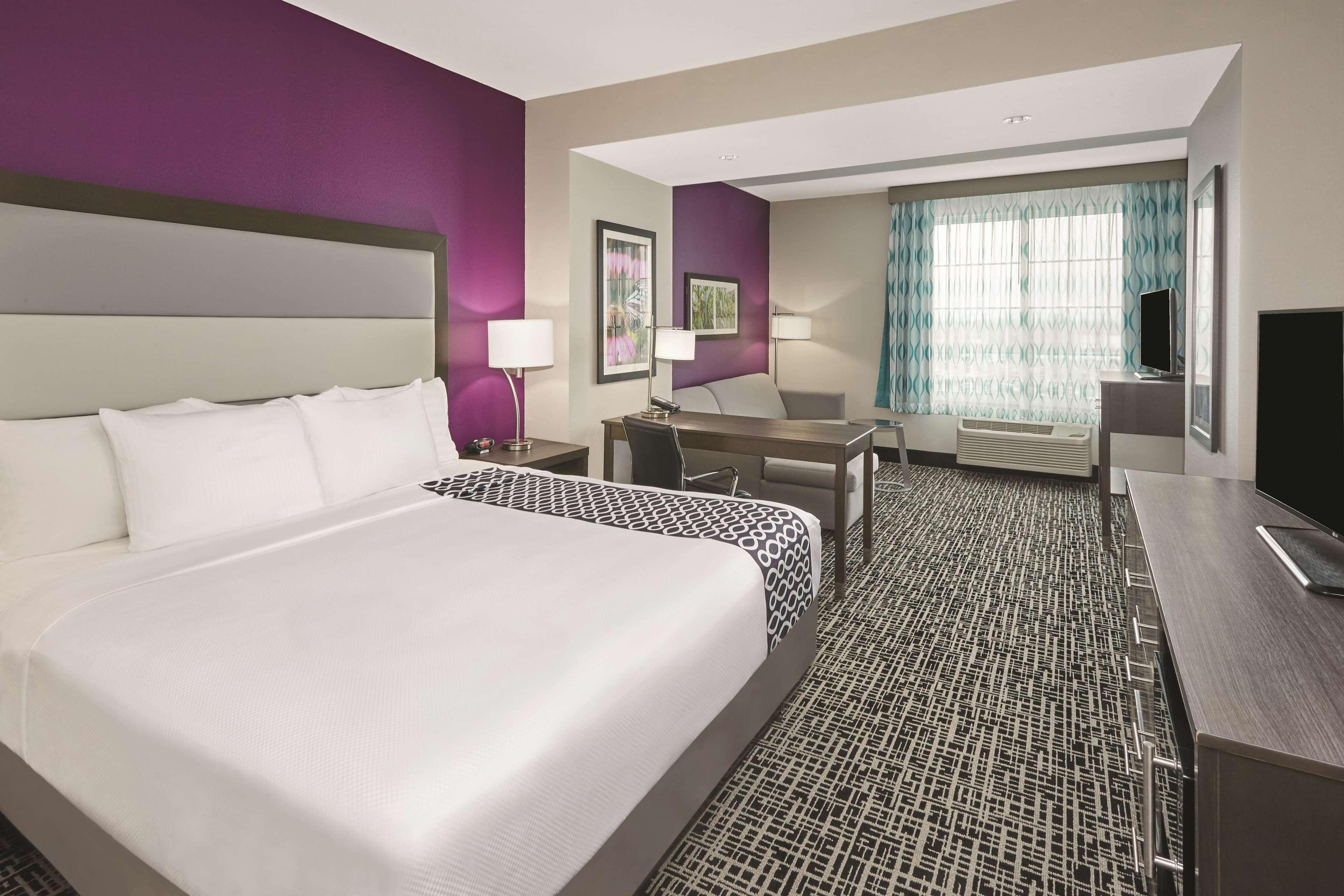 Отель La Quinta By Wyndham Springfield Il Экстерьер фото