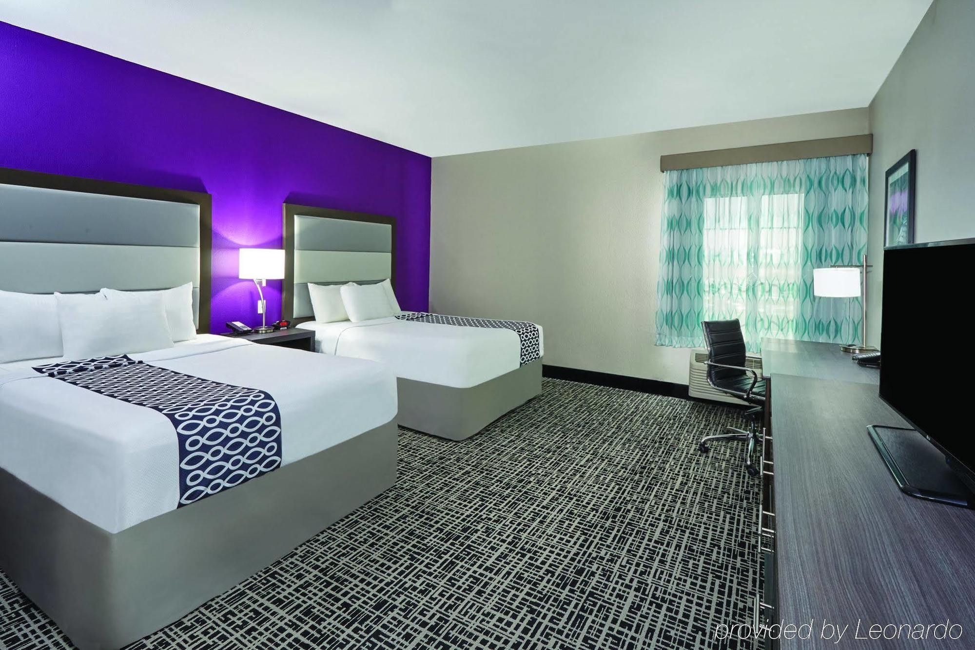 Отель La Quinta By Wyndham Springfield Il Экстерьер фото